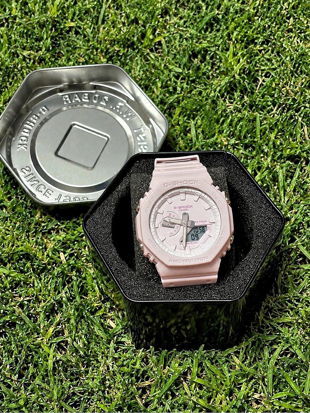 G-Shock 2100 Pink Analog Digital Watch Like New